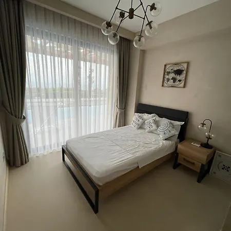 Villa шикарное на первой линии *